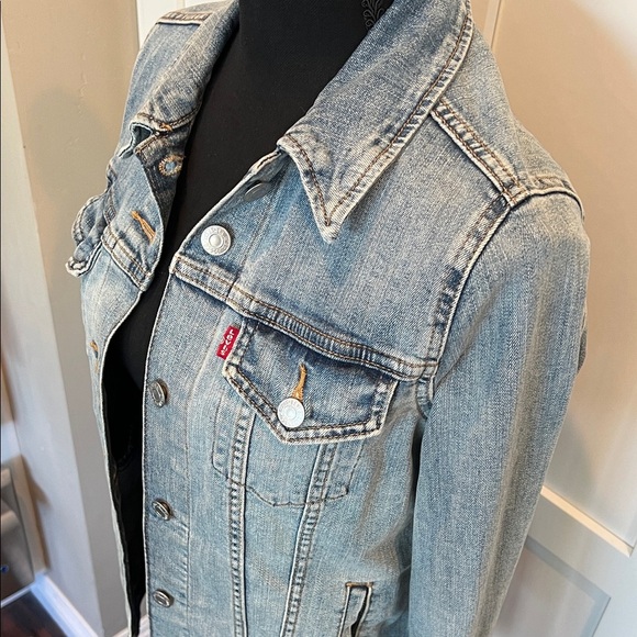 Levi's Light Blue Jean Jacket for Women - Picture 4 of 9